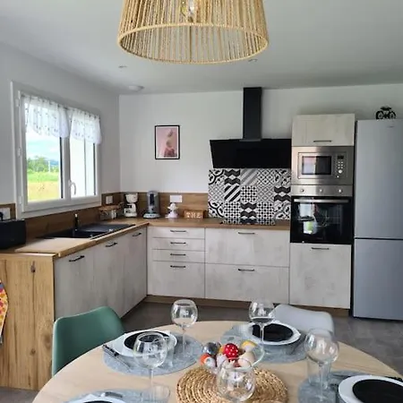 La Mome Joli A 15 Min Du Puy Dufou Holiday home Le Boupere