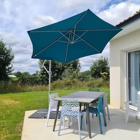 La Mome Joli A 15 Min Du Puy Dufou Le Boupère