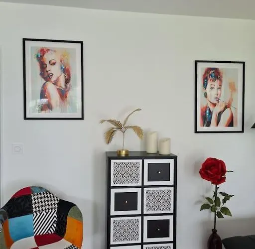 La Mome Joli A 15 Min Du Puy Dufou *