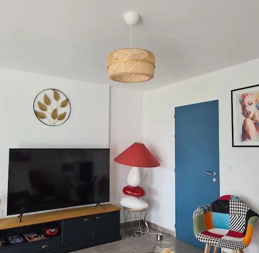 La Mome Joli A 15 Min Du Puy Dufou Prázdninový dům *