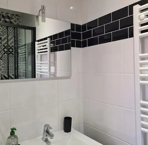 La Mome Joli A 15 Min Du Puy Dufou Prázdninový dům