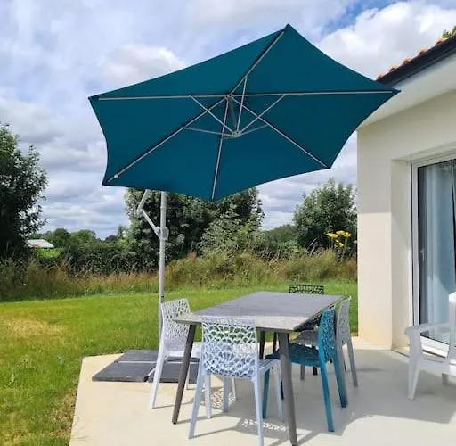 La Mome Joli A 15 Min Du Puy Dufou Le Boupère