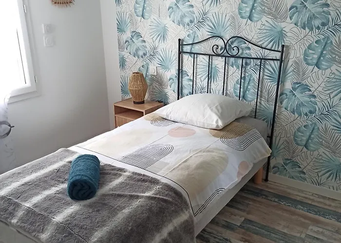 La Mome Joli A 15 Min Du Puy Dufou *